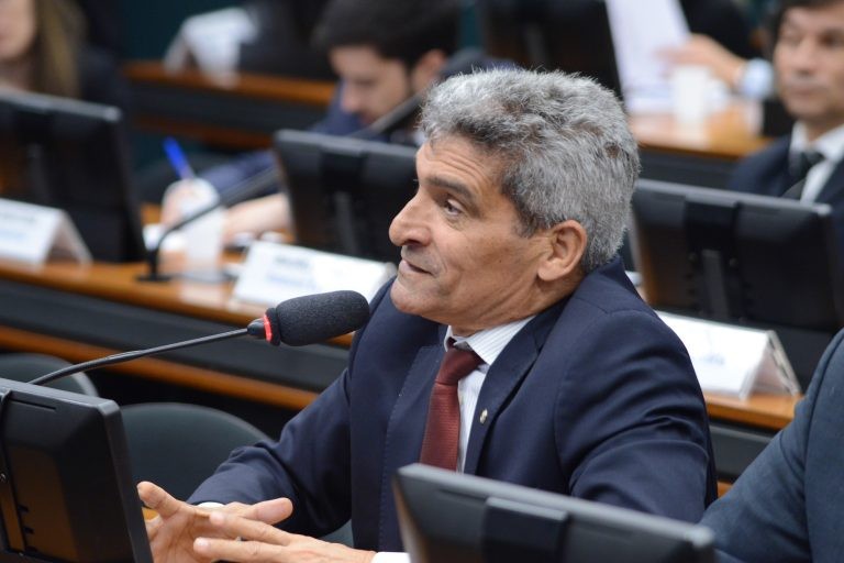 Comissão aprova projeto que destina parte de recursos do pré-sal para políticas de pesca e aquicultura