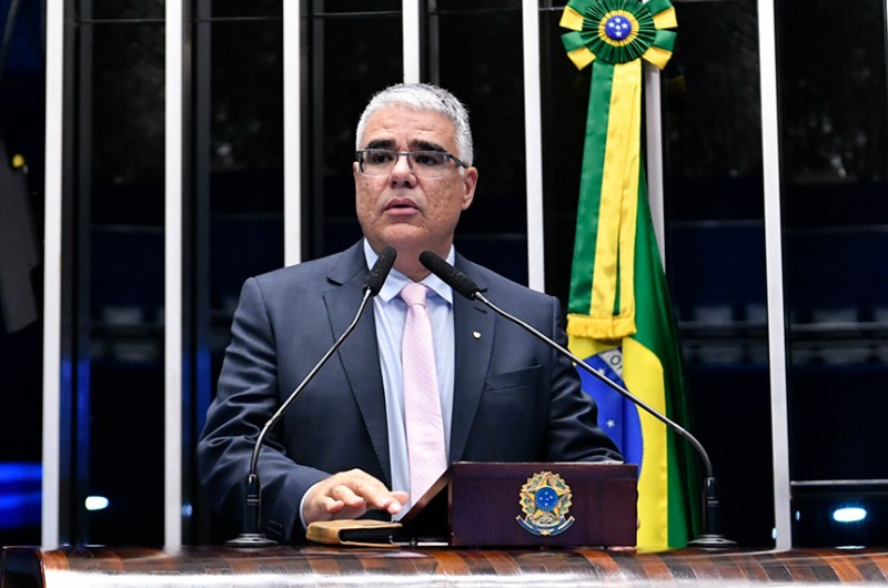 Girão defende controle e rigor para o acesso a armas de fogo