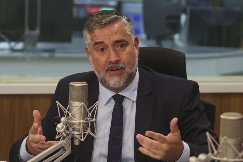 Transversalidade e cooperação são orientações de governo, diz Pimenta