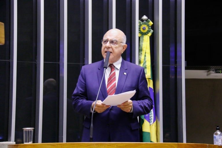 Projeto altera regra de arrolamento de bens de contribuinte e ação cautelar