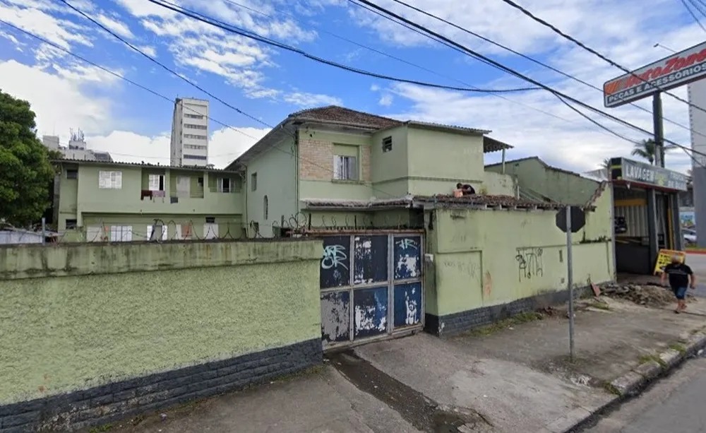 Mãe esconde droga embaixo de bebê e é presa em casa abrigo de São Vicente