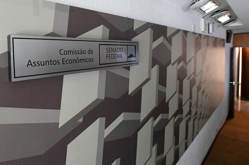 CAE analisa aumento de despesas da União e sabatina candidatos ao BC