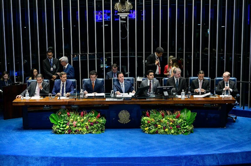 Sessão solene do Congresso celebra os 130 anos do Tribunal de Contas da União