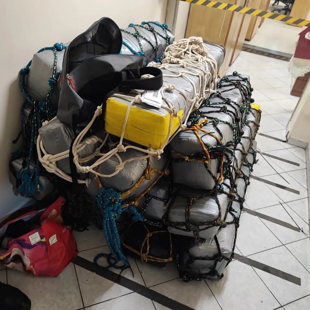 Cia Mar prende sete suspeitos com mais de 580 quilos de cocaína no Porto de Santos