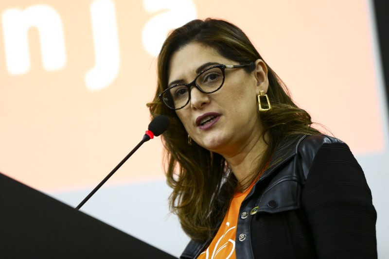 Ministra destaca coragem de enfermeiras que flagraram estupro em parto