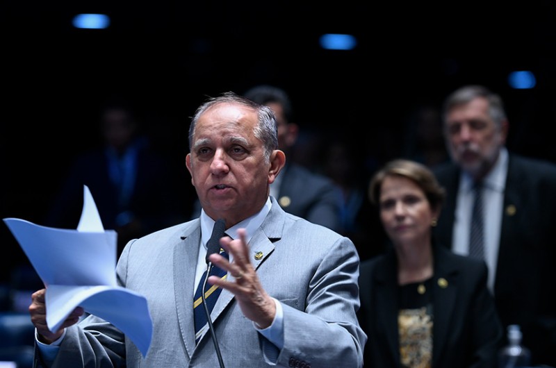 Izalci destaca primeira nomeação de comandante mulher no Corpo de Bombeiros