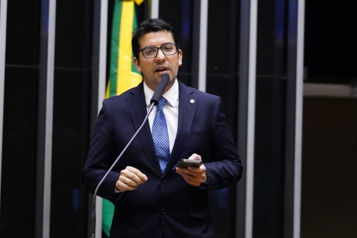Marcelo Queiroz é eleito presidente da Comissão de Cultura