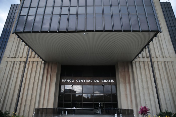 Previsão do mercado financeiro para inflação cai para 5,93%