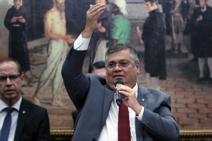 Dino nega ter sido informado previamente pela Abin sobre ataques de 8 de janeiro