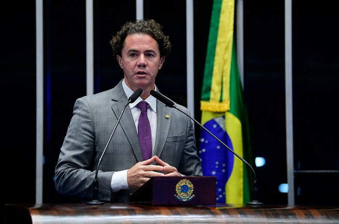 Senado aprova Janeiro Branco de promoção à saúde mental