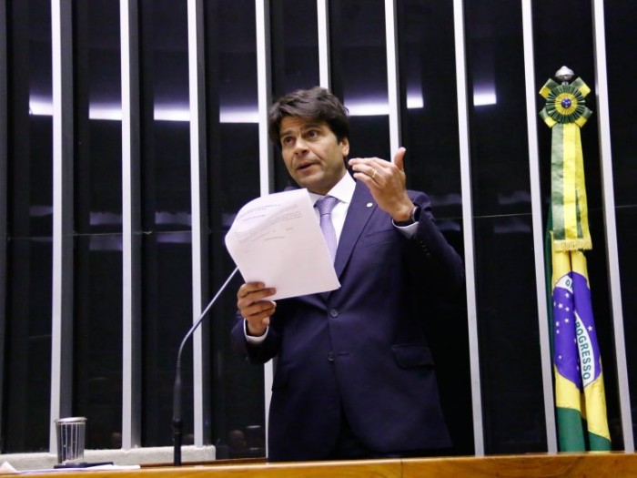 Deputados aguardam mais detalhes sobre o novo arcabouço fiscal