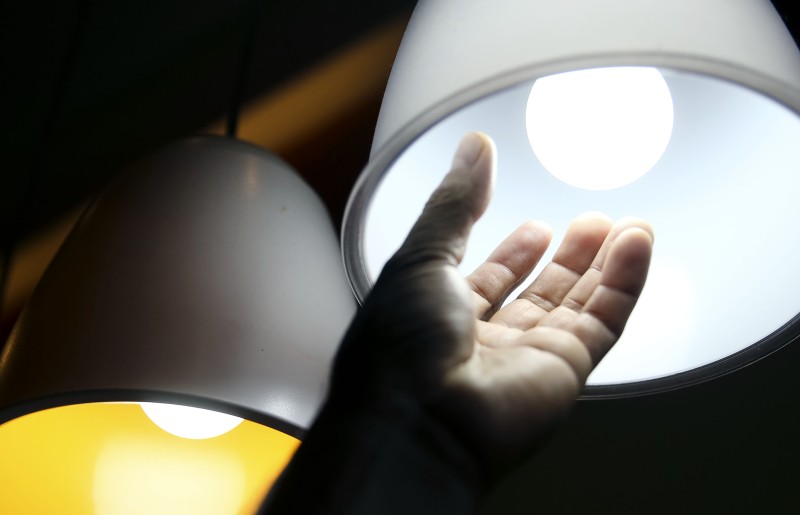 Aneel aplica redução de tarifas para consumidores da Energisa