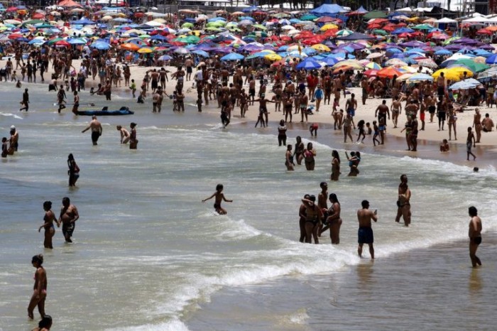 Comissão de Turismo discute isenção de visto para diversos países