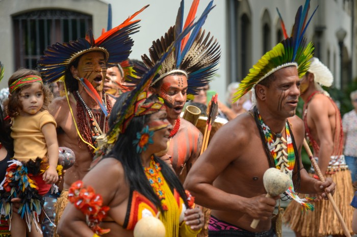 Feira no Museu da República abre espaço para cultura indígena