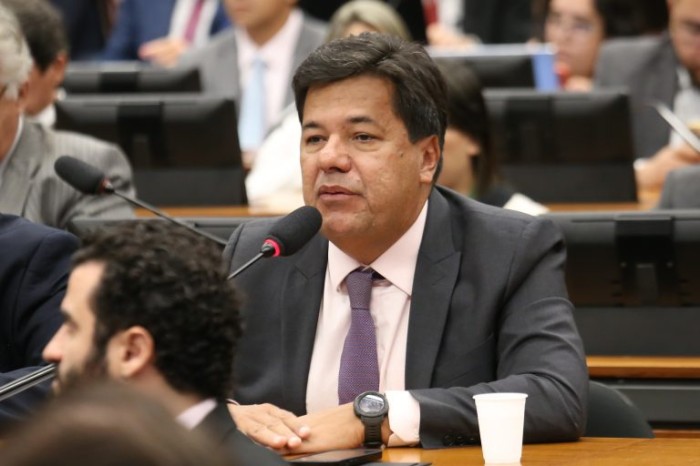 CCJ aprova moção de apoio a Sergio Moro por ameaças do PCC