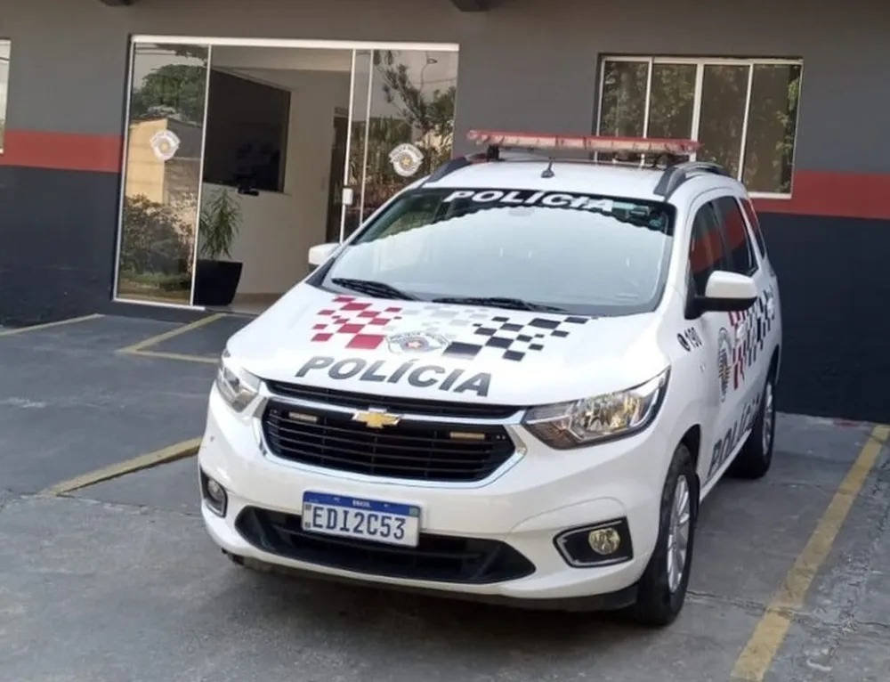 Briga entre vizinhos acaba com um ferido a faca;agressor tentou fuga e foi preso pela PM