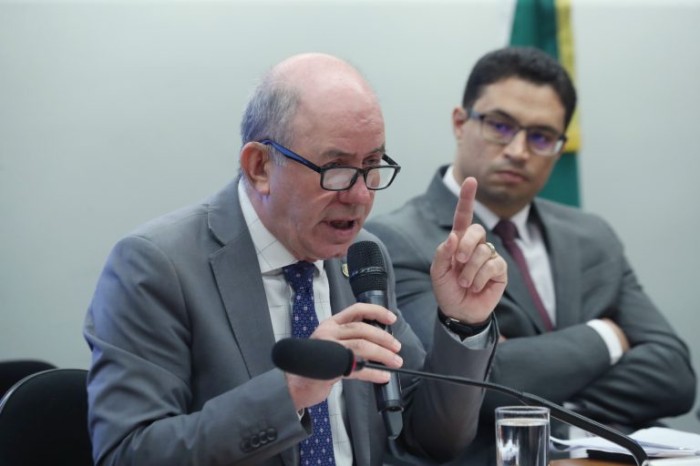 Gestores públicos defendem volta de tributo sobre exportação de minérios