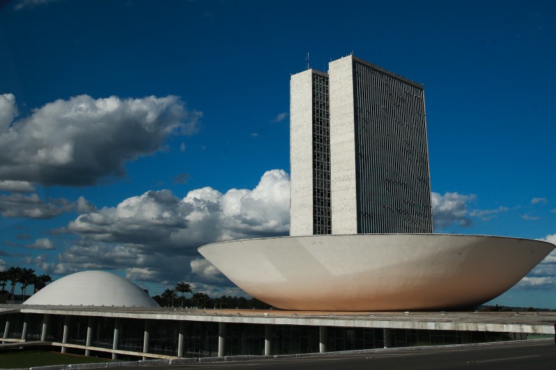 Em clima de eleições, Congresso volta do recesso nesta segunda-feira