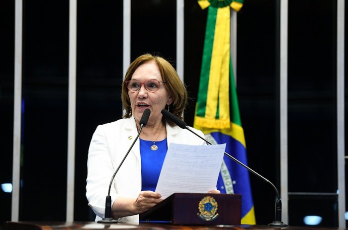Zenaide pede campanha nacional para frear disseminação de sífilis congênita