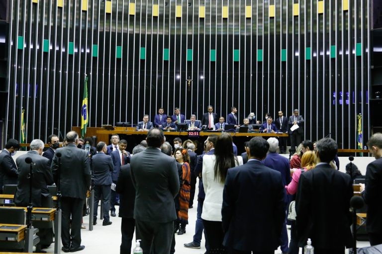Câmara pode votar medidas provisórias que perdem a validade nesta semana