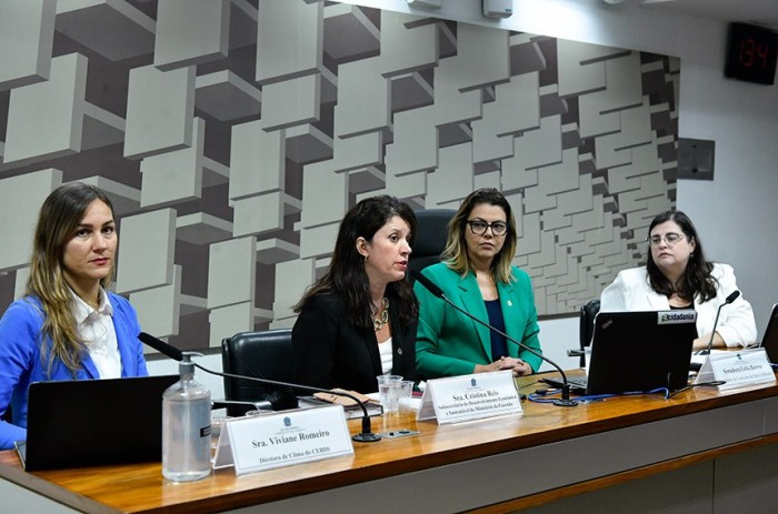 Especialistas apontam desafios para o mercado de crédito de carbono
