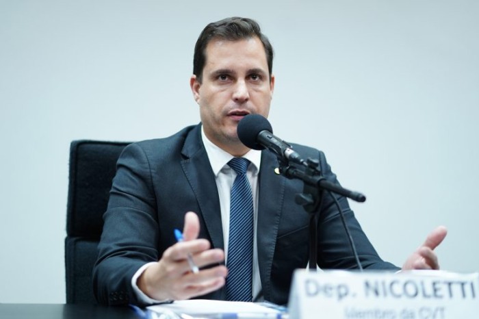 CCJ aprova projeto que obriga a troca dos medidores de consumo de energia atuais por digitais