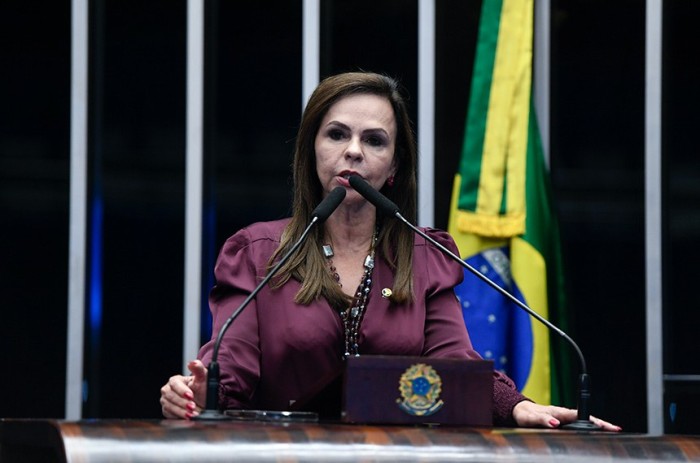 Dorinha pede retirada de complementação do Fundeb do arcabouço fiscal