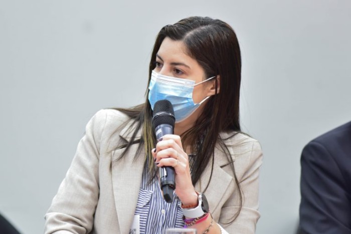 Comissão recebe dossiê sobre elevada contaminação de agrotóxico nas águas do Cerrado
