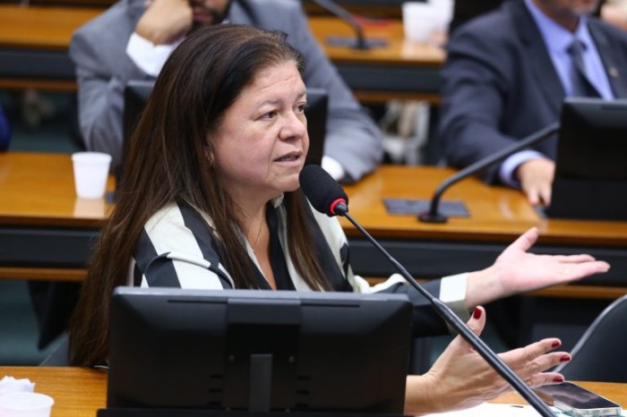 CCJ aprova regras para vacinação no sistema privado de saúde