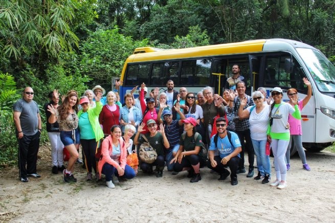 Mais de 30 pacientes do CAPS-1 e idosos participam de ação ‘Turismo de Aventura Especial’ em Barra do Una