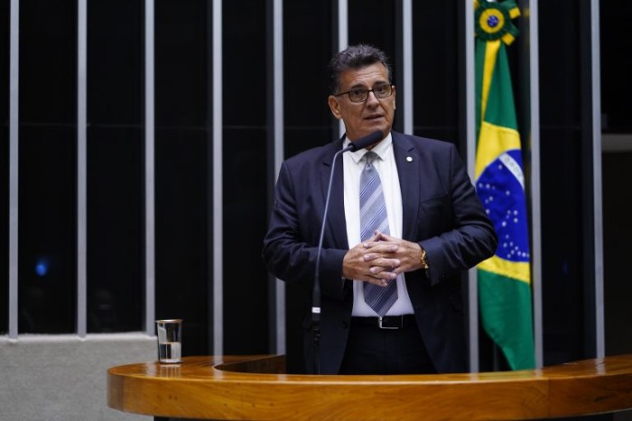 Projeto limita liberação de recursos para 