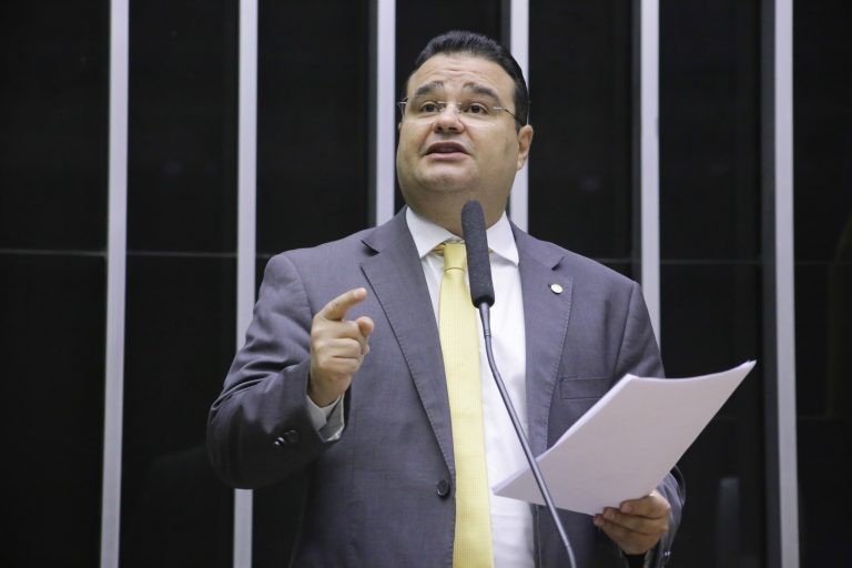 Projeto permite monitoração eletrônica de acusado de violência doméstica e familiar