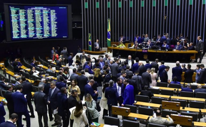 Câmara conclui votação da reforma tributária em 1º turno; votação em 2º turno ocorrerá em seguida