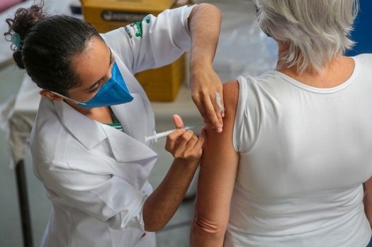 Cemas abre no fim de semana para vacinar população praia-grandense