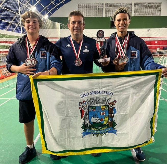 Equipe de Badminton de São Sebastião conquista medalha de prata nos Jogos Regionais