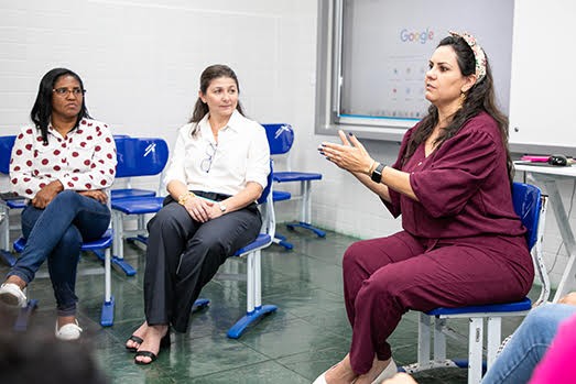 Seduc promove 1ª Formação de Aprimoramento em LIBRAS