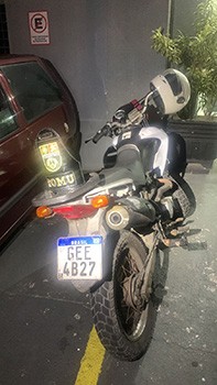 Guarda Civil Municipal de PG recupera moto produto de furto