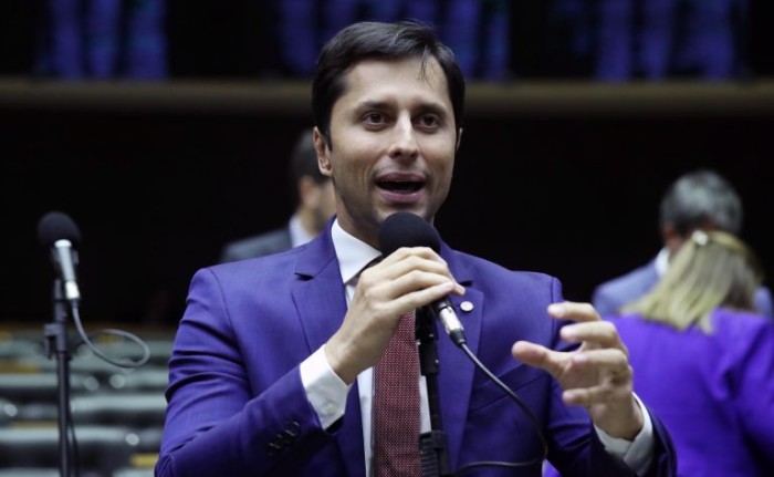 Comissão aprova benefícios tributários para compra de medicamentos para Down, microcefalia e pessoas com deficiência