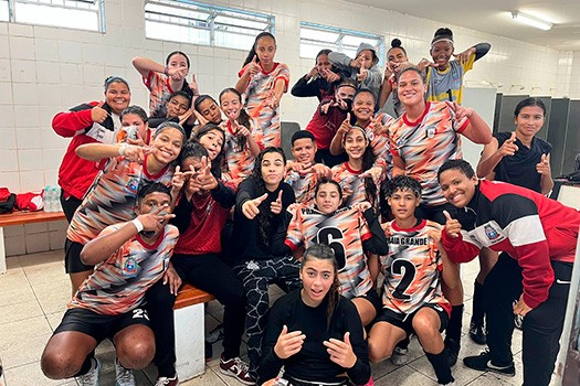 Futebol feminino Sub-17 vence a segunda consecutiva na Copa Ouro