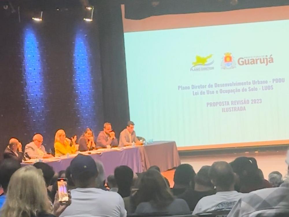Plano diretor de Guarujá causa polêmica;moradores acham que Prefeitura cedeu à pressão de construtoras