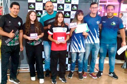 Maria Clara é bicampeã brasileira de damas