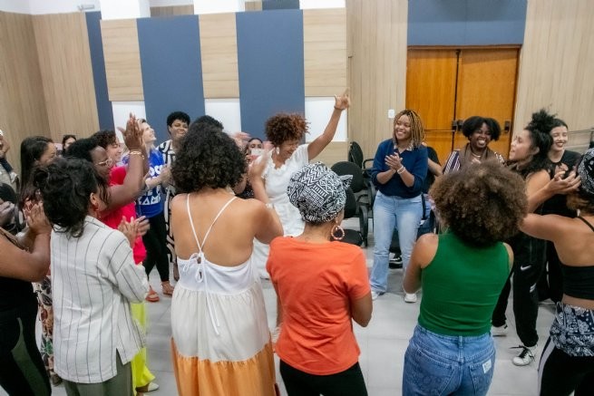 Encontro de educadoras pretas da rede municipal de ensino de São Sebastião promove ações contra o racismo nas escolas