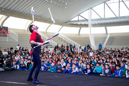 Muita alegria e diversão! Cerca de 10 mil alunos curtiram a Semana da Criança em PG