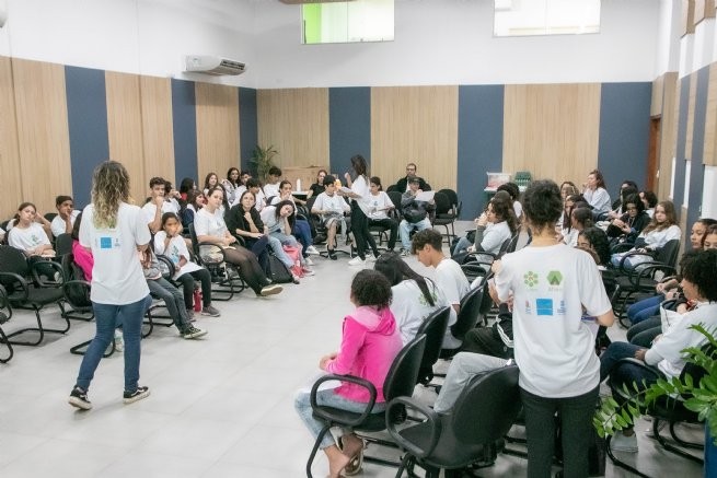 Projeto RegenerAção capacita líderes estudantis da rede municipal de São Sebastião
