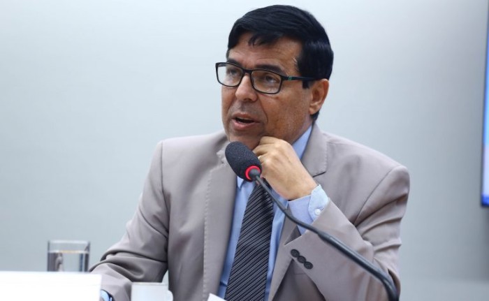Comissão vai debater projeto que altera regras sobre crédito consignado