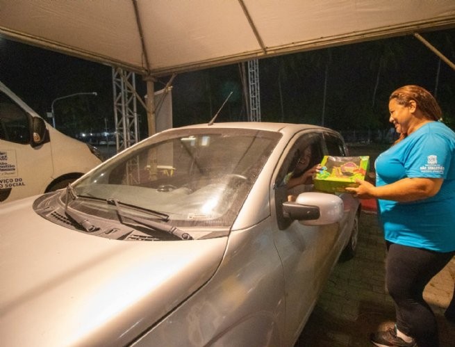 Fundo Social arrecada 170 brinquedos no Estacionamento Solidário do ‘São Sebastião Preta’