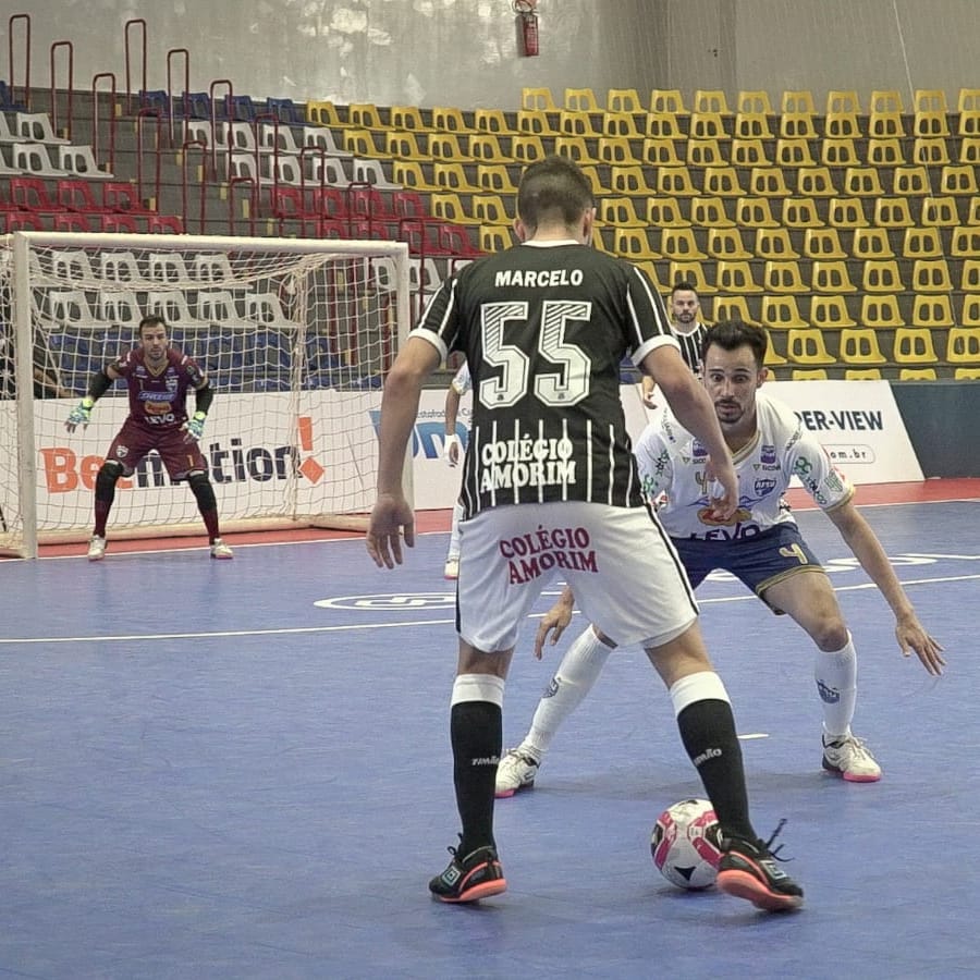 LNF: Umuarama bate Corinthians e frustra classificação dos paulistas
