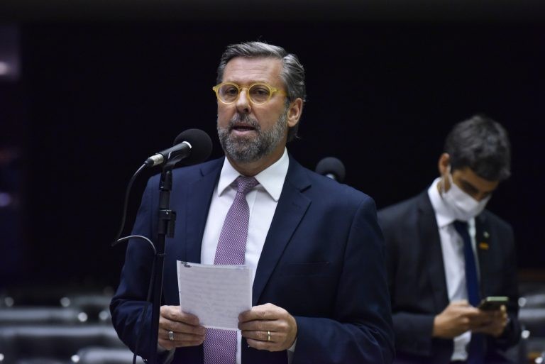 Proposta fixa prazo mínimo de vencimento de custas processuais