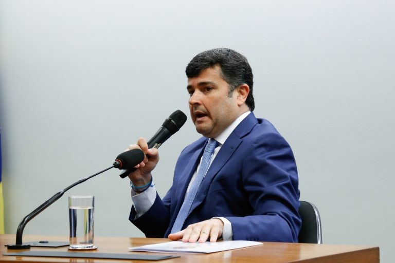 Especialistas cobram do governo detecção da Atrofia Muscular Espinhal pelo Teste do Pezinho