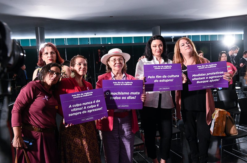 Sancionada lei que institui Agosto Lilás como mês nacional de proteção à mulher